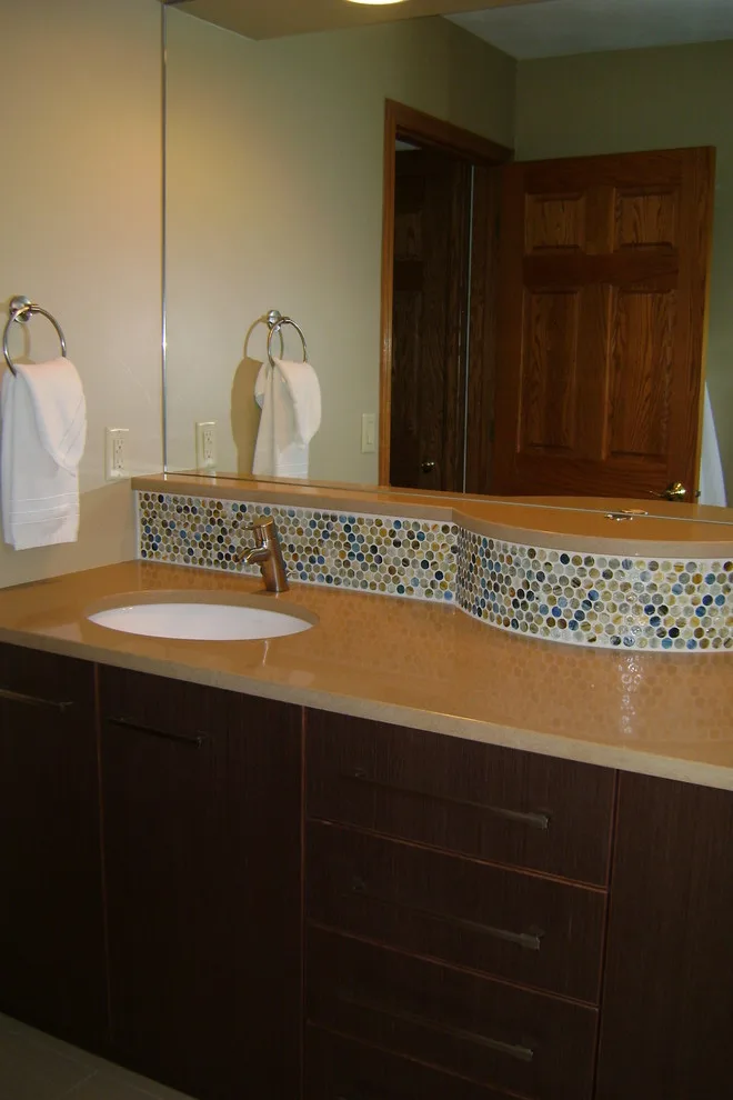 PLJ Boys' Bathroom by Dana Langreck, CKD - Photo 5