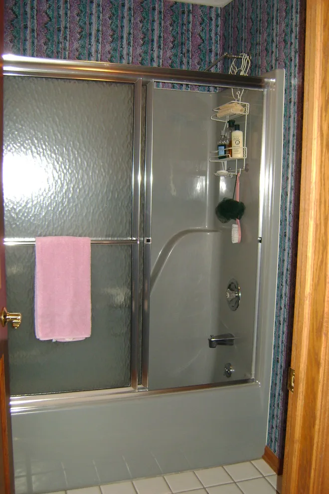 PLJ Boys' Bathroom by Dana Langreck, CKD - Photo 4