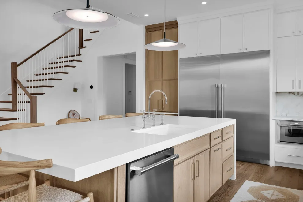 Terri Dubose - Palm Beach Inspired Kitchen and Wet Bar by Woodsman Kitchens And Floors - Photo 11
