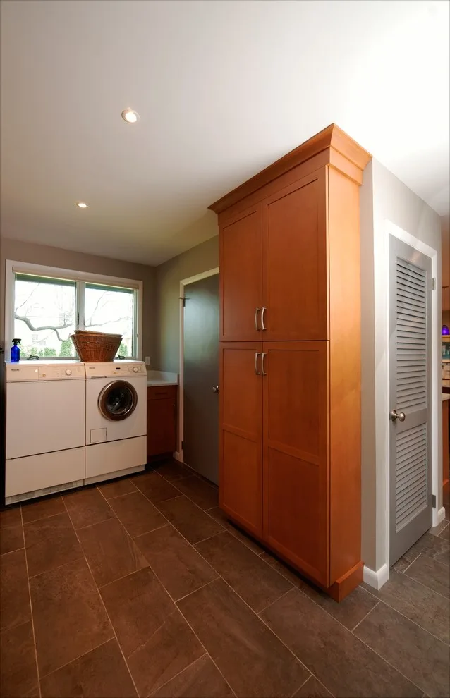 Modern kitchen and laundry renovation by Lydia Bogle @ Morris Black Designs - Photo 7