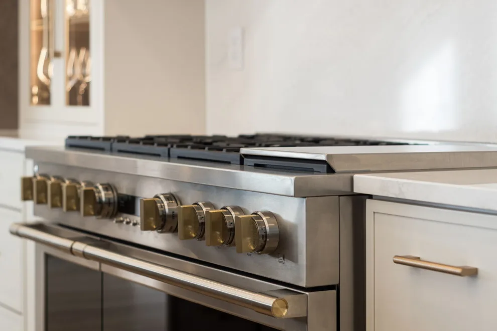 Powell Modern Kitchen by Residence Design Build Remodel - Photo 20