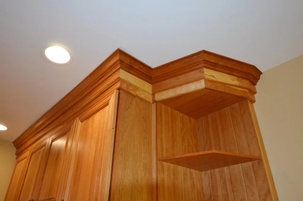 Cost-effective galley kitchen by Remodeling And Painting Experts Inc. - Photo 2
