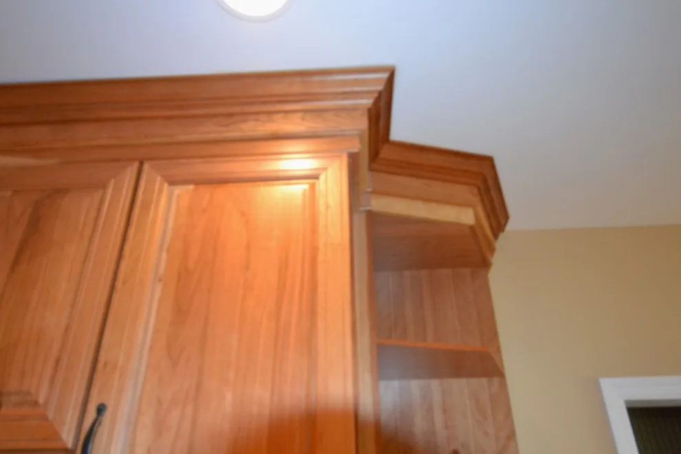 Cost-effective galley kitchen by Remodeling And Painting Experts Inc. - Photo 10