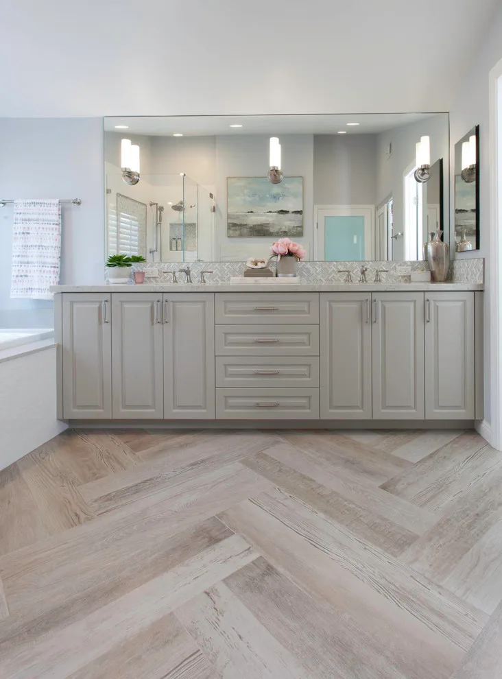 Main Bathroom Renovation by Signature Designs Kitchen | Bath | Interiors - Photo 2