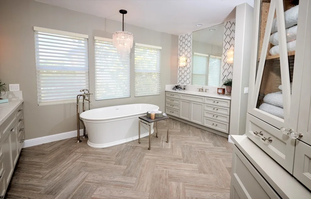 Main Bathroom Renovation by Signature Designs Kitchen | Bath | Interiors - Photo 6