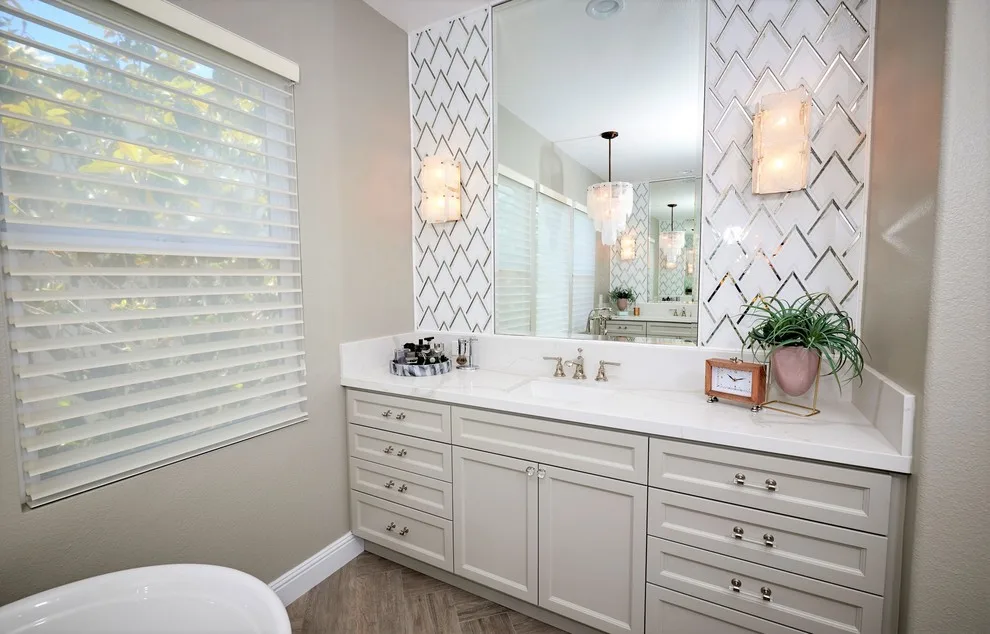 Main Bathroom Renovation by Signature Designs Kitchen | Bath | Interiors - Photo 18