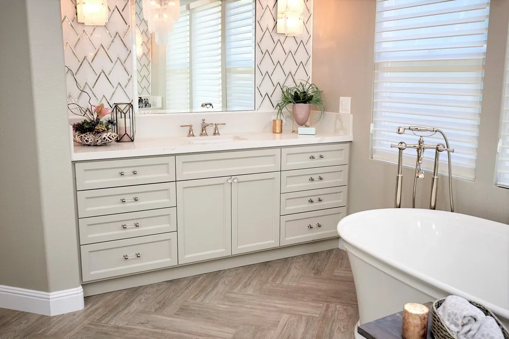 Main Bathroom Renovation by Signature Designs Kitchen | Bath | Interiors - Photo 3