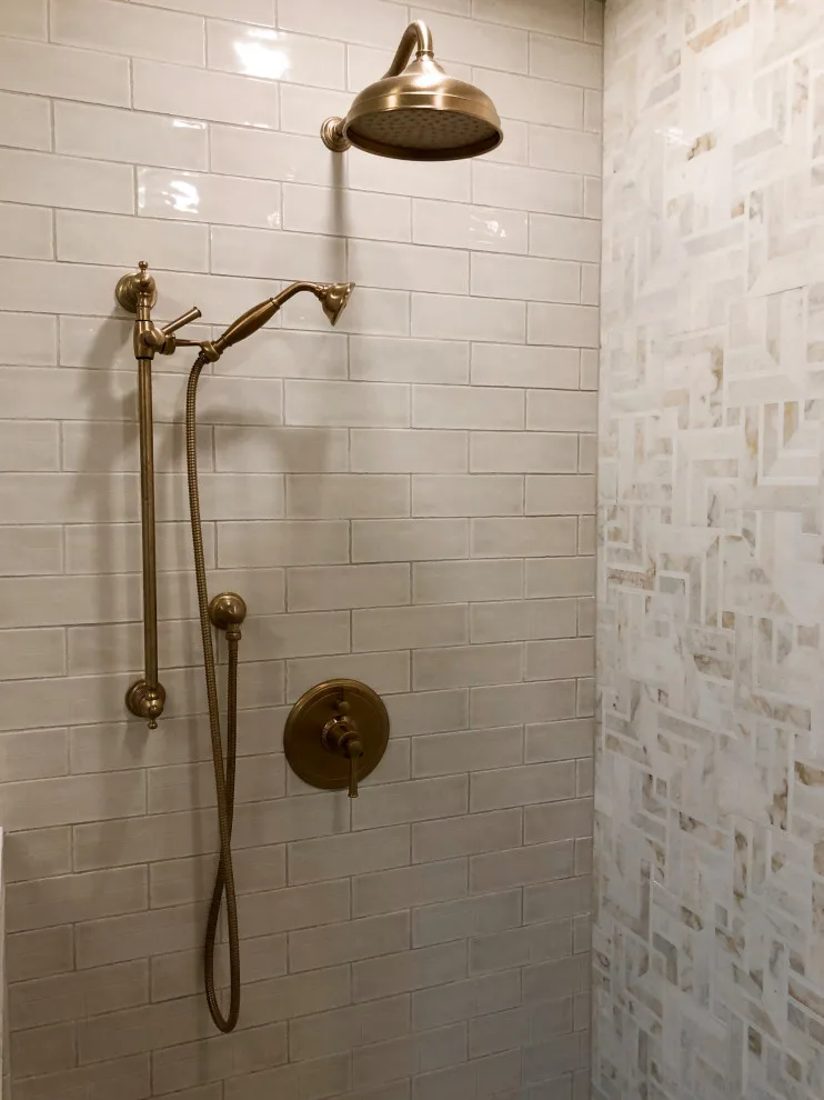 Restrooms and Household Decor by Signature Designs Kitchen | Bath | Interiors - Photo 17