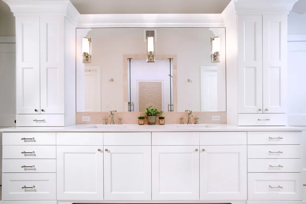 R.D. Henry & Co. Restrooms by Kitchen Perfection - Photo 3