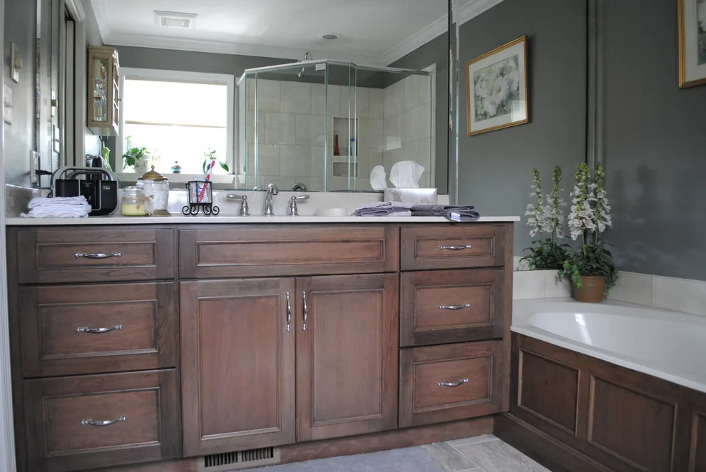 Ralph and Linda's Restroom by Paula Anane - Perspective Cabinetry And Design - Photo 2