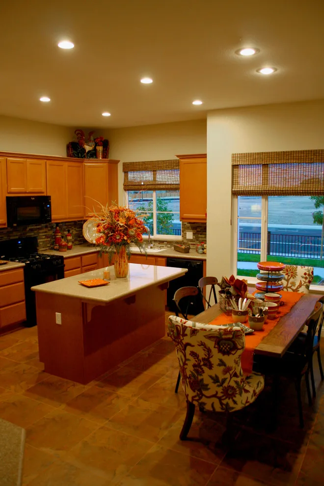 Raymus Homes - Raceway Series by Spaces - Photo 10