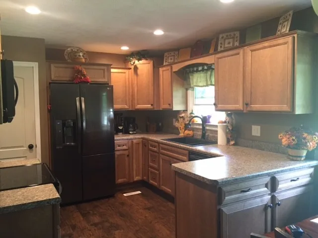 Reas Culinary Studio by Lisa McCoy, Lowe's Home Improvement - Photo 3