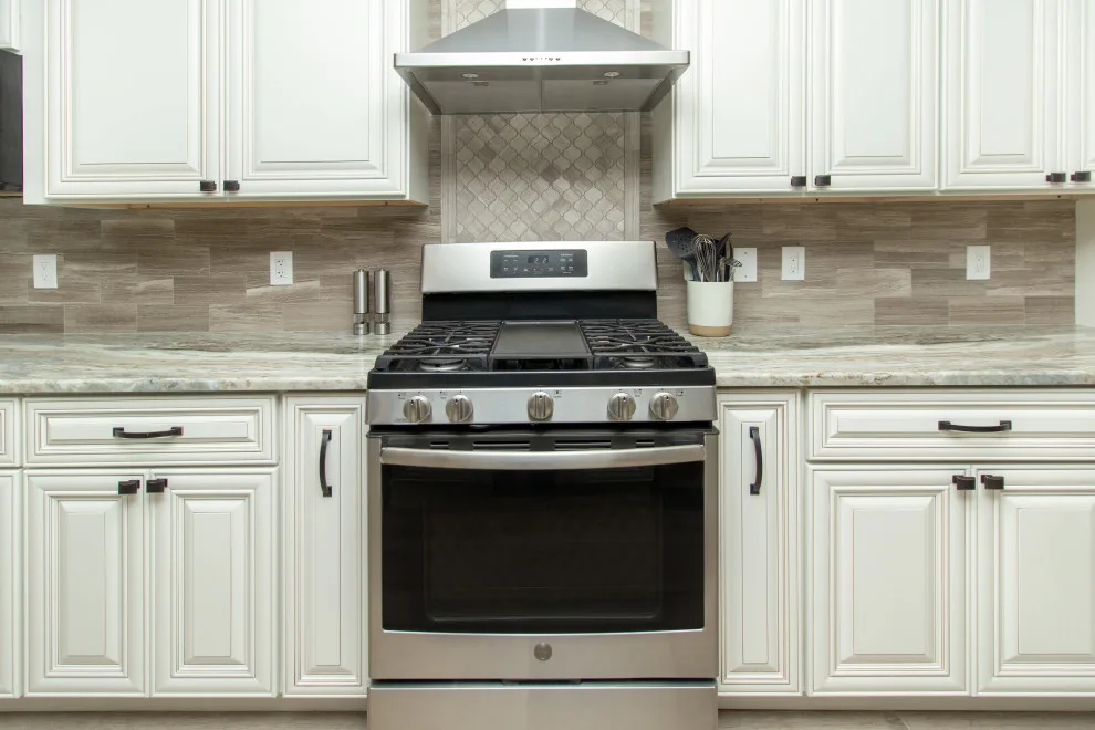 Crimson Hill Culinary by Griffin Design - Photo 27