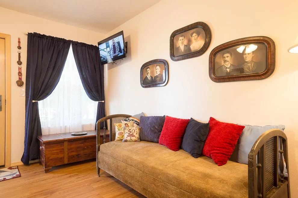 Scarlet Stallion Inn by Dreamstyle Remodeling - Photo 6