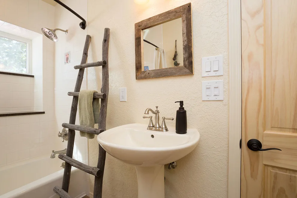 Scarlet Stallion Inn by Dreamstyle Remodeling - Photo 14
