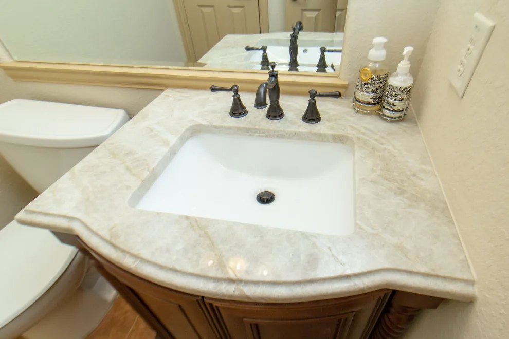 Crimsonberry Home Renovation by Griffin Design - Photo 22