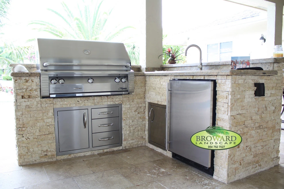 White Modern Outdoor Kitchens by Broward Landscape, Inc. - Photo 7