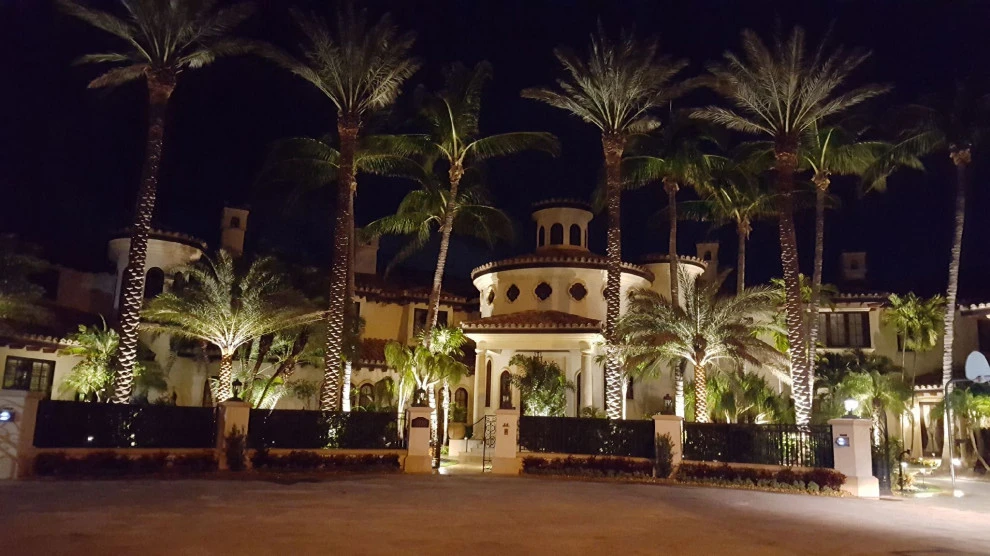 Outdoor Lighting by Broward Landscape, Inc. - Photo 5