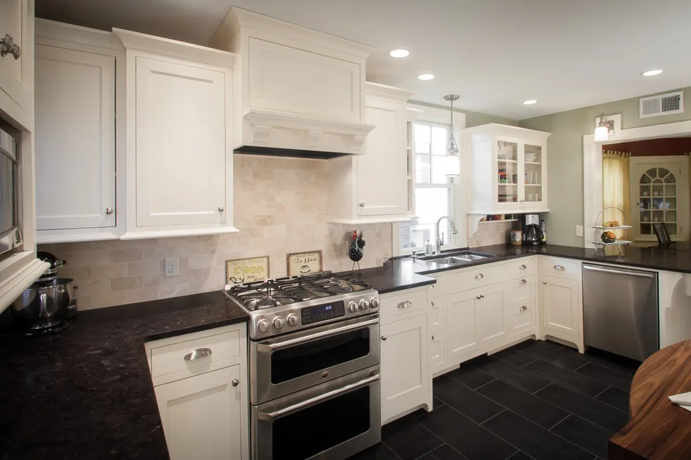 Transformation - Harriet Avenue by Westwind Woodworkers Inc. - Photo 7