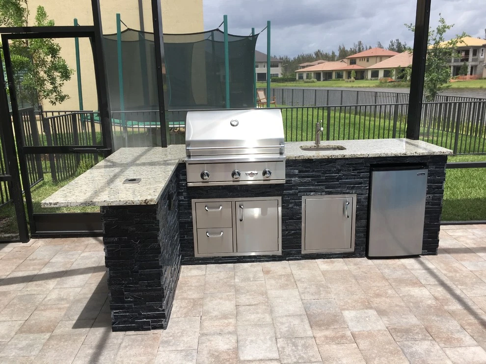 Modern Outdoor Kitchens & Bars by Broward Landscape, Inc. - Photo 4