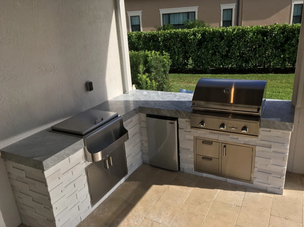 Modern Outdoor Kitchens & Bars by Broward Landscape, Inc. - Photo 8