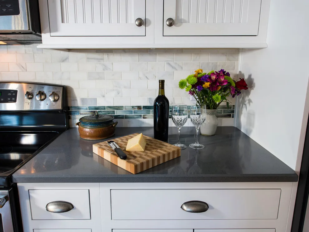 Stunning L-Configured Kitchen by Excel Remodeling - Photo 3