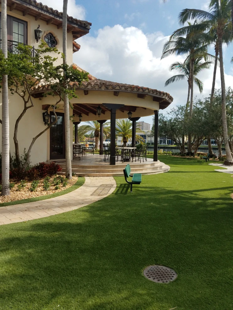 Ft Lauderdale Complete Outdoor Restoration: by Broward Landscape, Inc. - Photo 4