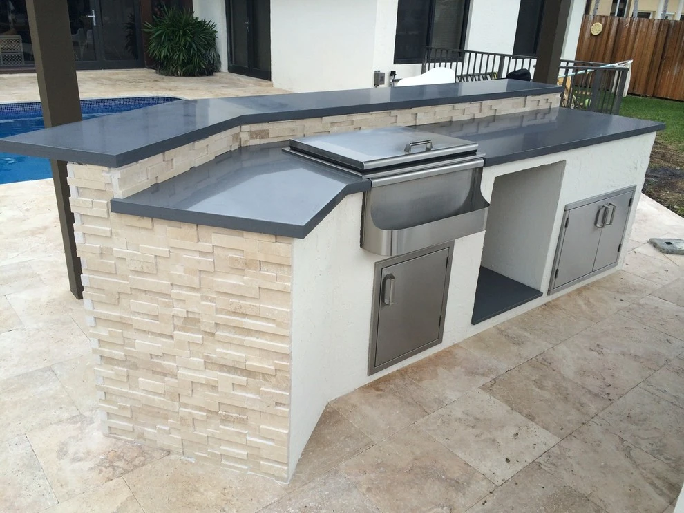 White Modern Outdoor Kitchens by Broward Landscape, Inc. - Photo 2