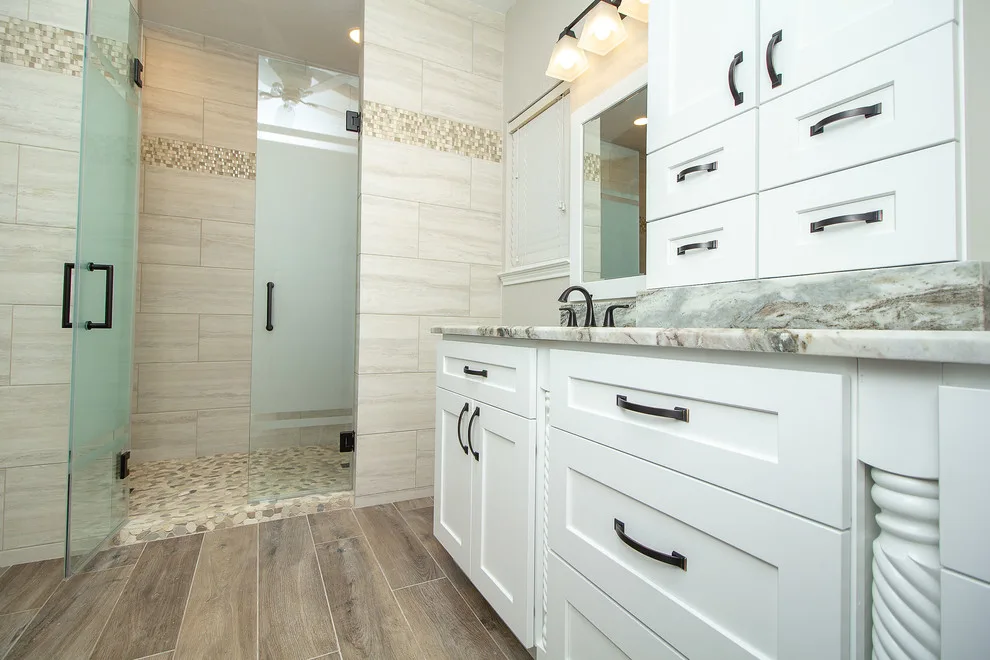 Rocky Hollow - Primary Bathroom by Griffin Design - Photo 17