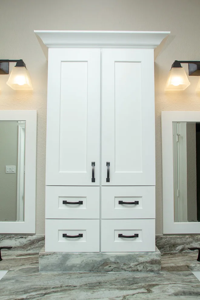 Rocky Hollow - Primary Bathroom by Griffin Design - Photo 34