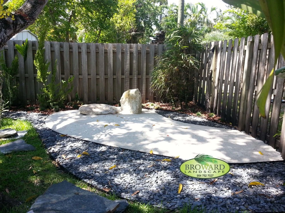 Modern Landscape by Broward Landscape, Inc. - Photo 5