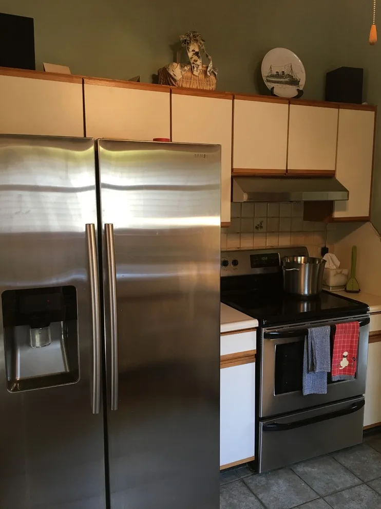 Roswell Classic Kitchen by Rosa Moreno Kitchens - Photo 16