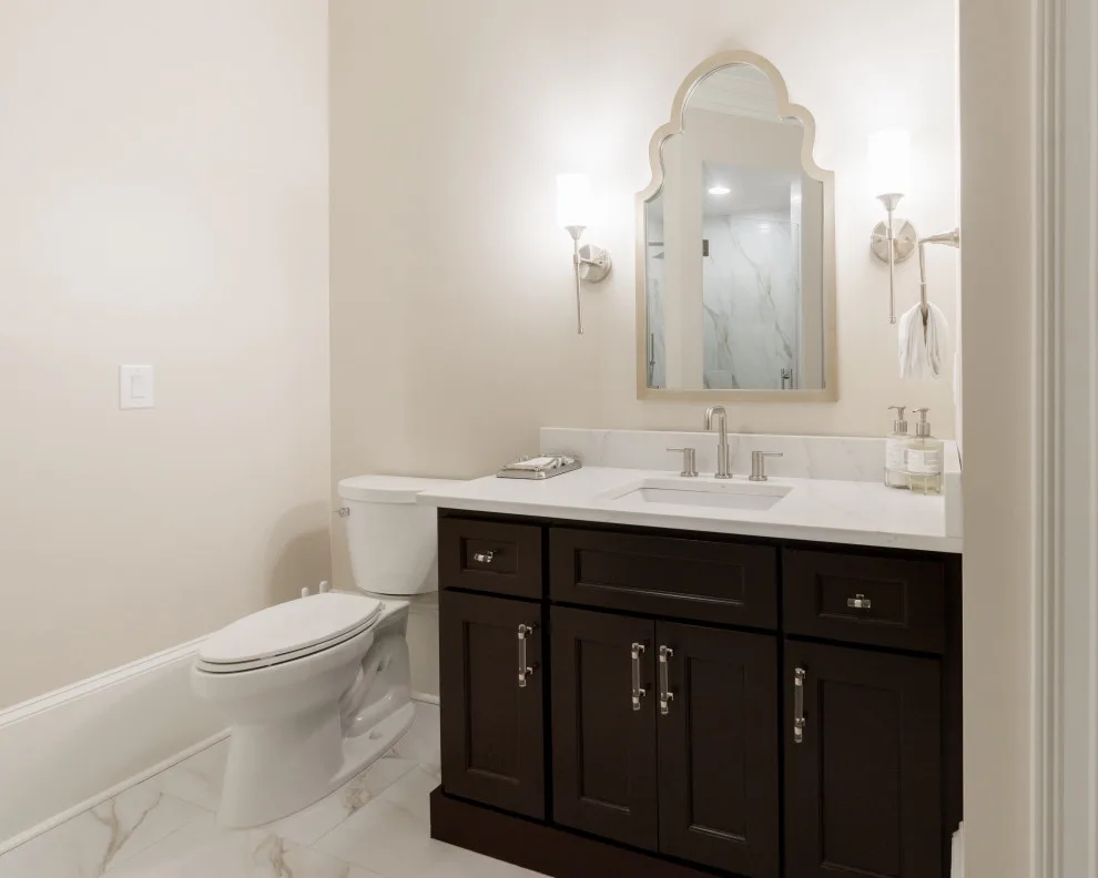 Roswell Transitional Housing by Interiors By Abraham - Photo 17
