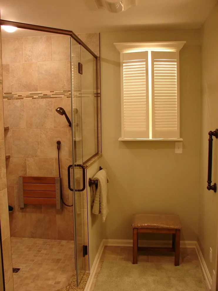 Russell Spa by Lonny @ Mentor Lumber - Photo 2