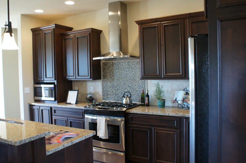 Country Style Alder Kitchen by Mark Hall Cabinetry - Photo 2