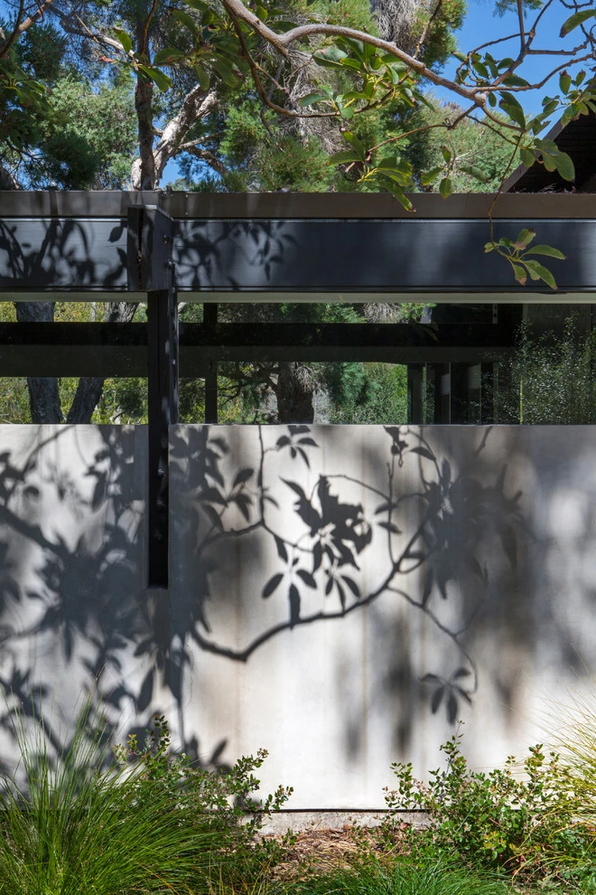 Latimer Road Project by Campion Walker Landscapes - Photo 10