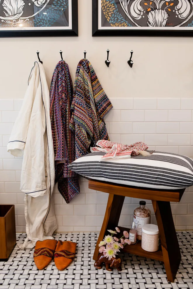 Cozy Sanctuary in a Small Setting by MadDesigns Kitchen, Bath, Interiors - Photo 3