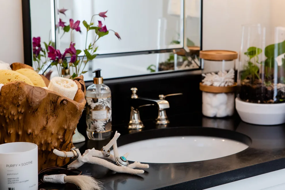 Cozy Sanctuary in a Small Setting by MadDesigns Kitchen, Bath, Interiors - Photo 4