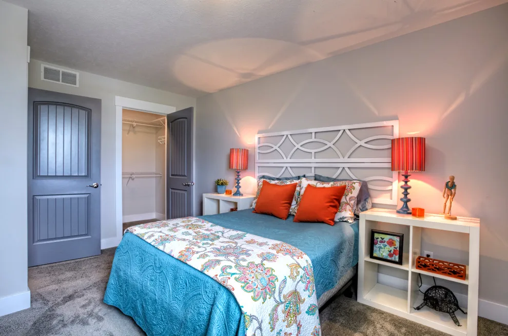 Heather Neal Design - Photo 2