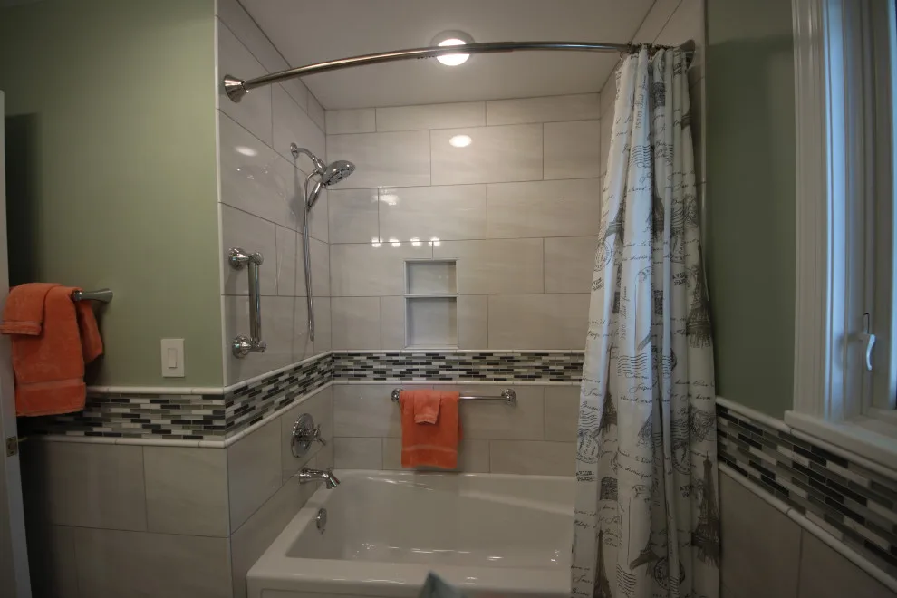 Tranquil Emerald by Distinctive Designs For Kitchens And Baths - Photo 2