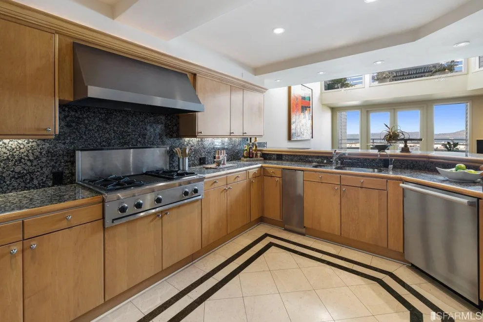 SF Bay - modern open kitchen by Melinamade - Residential Design + Interiors - Photo 3