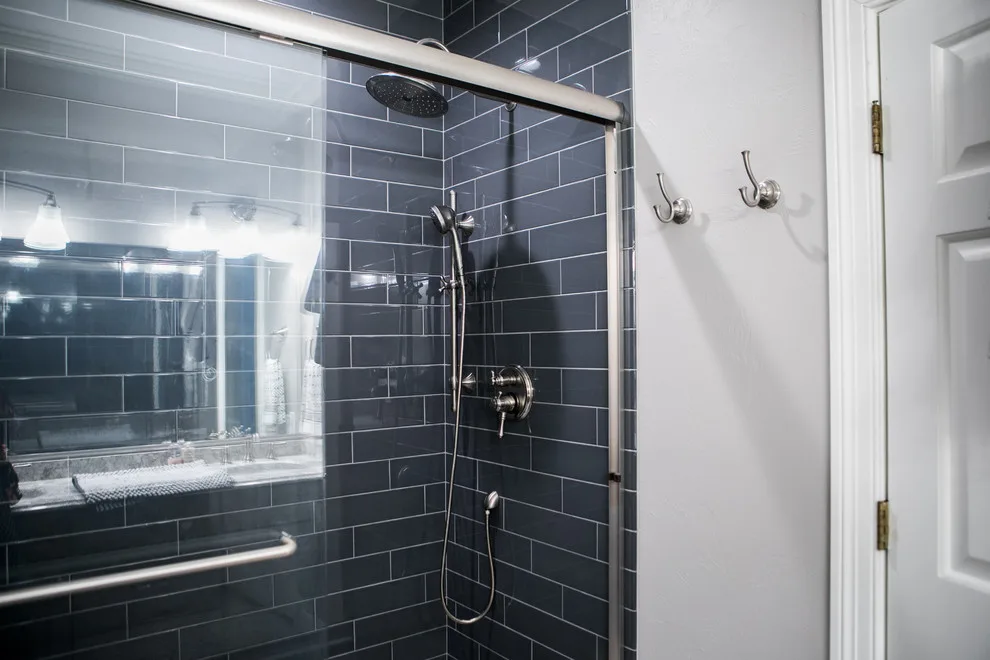 Blue Tones - Kitchen, Bathroom, and Living Room Makeover by Great Kitchens & Baths - Photo 6