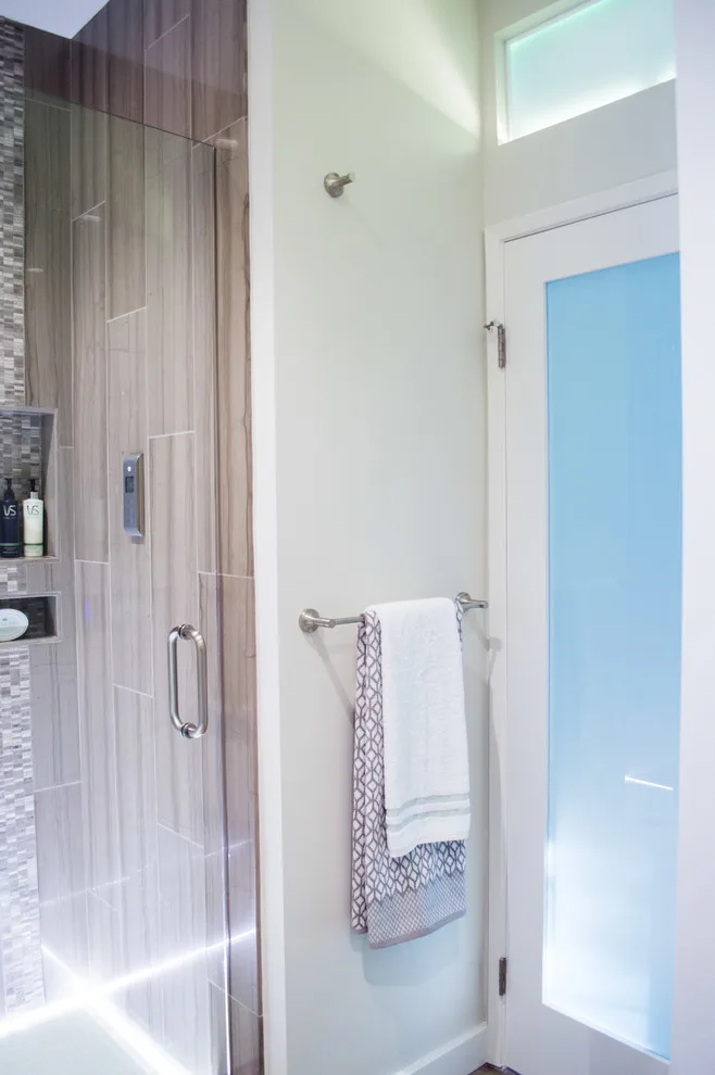 Compact Condo by Balboa Park by Kitchen & Bath Design Group - Photo 2