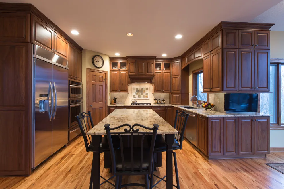 Crimson Culinary by Woodharbor Kitchen & Bath - Photo 3