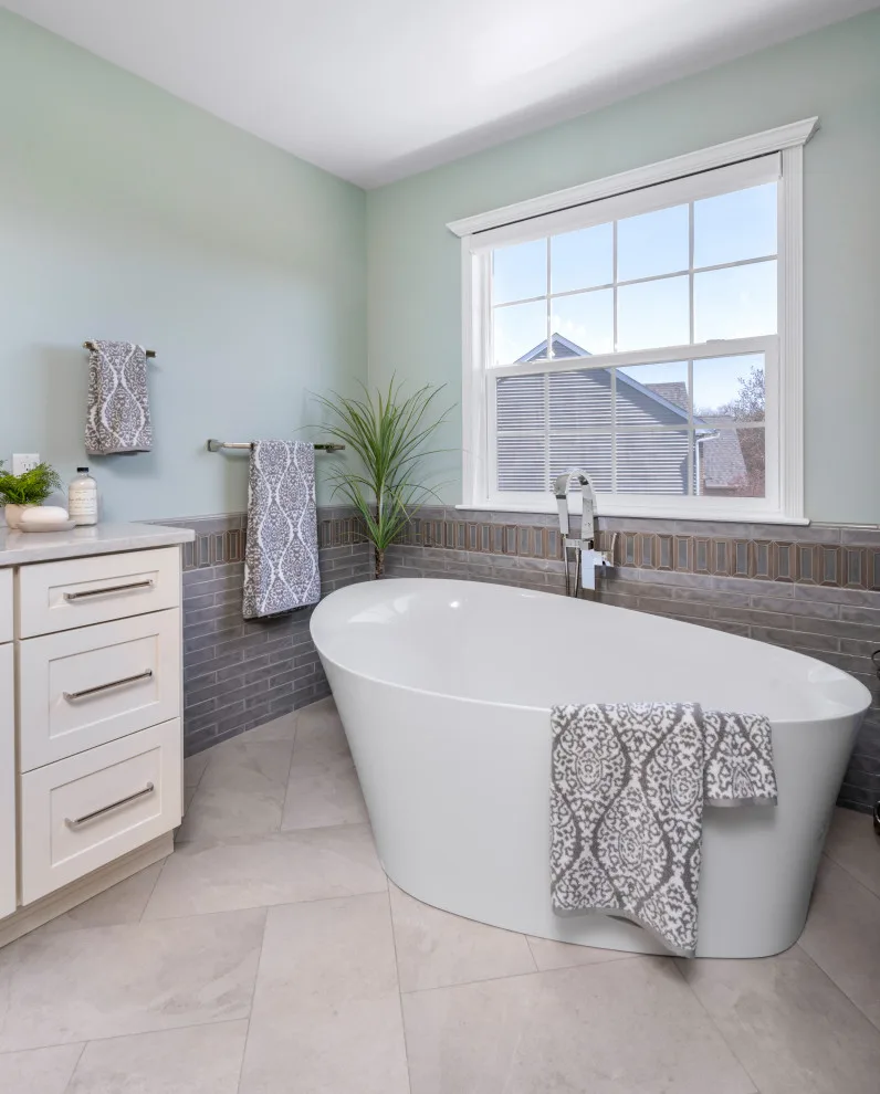Skippack, Main Bathroom by Inspiration Kitchen And Bath - Photo 13