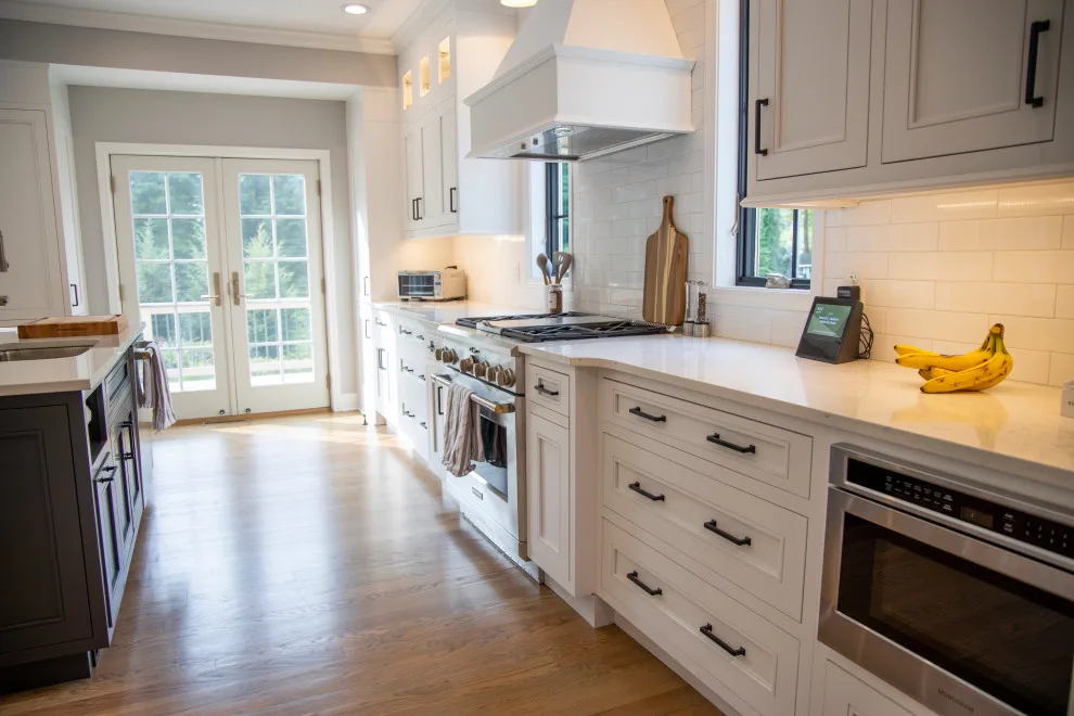 SLAM....DUNCAN PHYFE .... SLINGERLANDS NEW YORK by Zarrillo's Custom Design Kitchens, Inc. - Photo 10