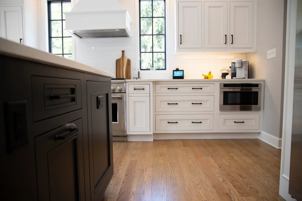 SLAM....DUNCAN PHYFE .... SLINGERLANDS NEW YORK by Zarrillo's Custom Design Kitchens, Inc. - Photo 3