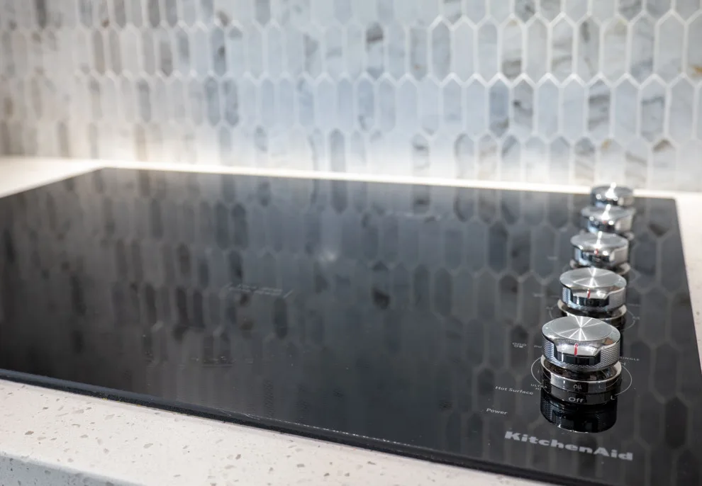 Allie Reed, Designer: Modern and Chic Kitchen Renovation by Woodsman Kitchens And Floors - Photo 2