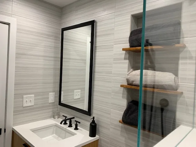 Compact Modern Complete Bathroom by Lifestyle Kitchen & Bath Design, LLC - Photo 2