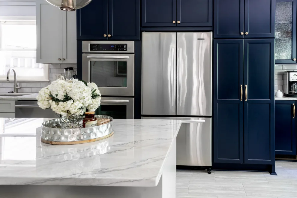 Modern Softness meets Industrial Elegance by Rosa Moreno Kitchens - Photo 14